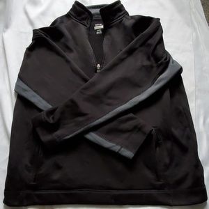 Black light wight RBK pull over